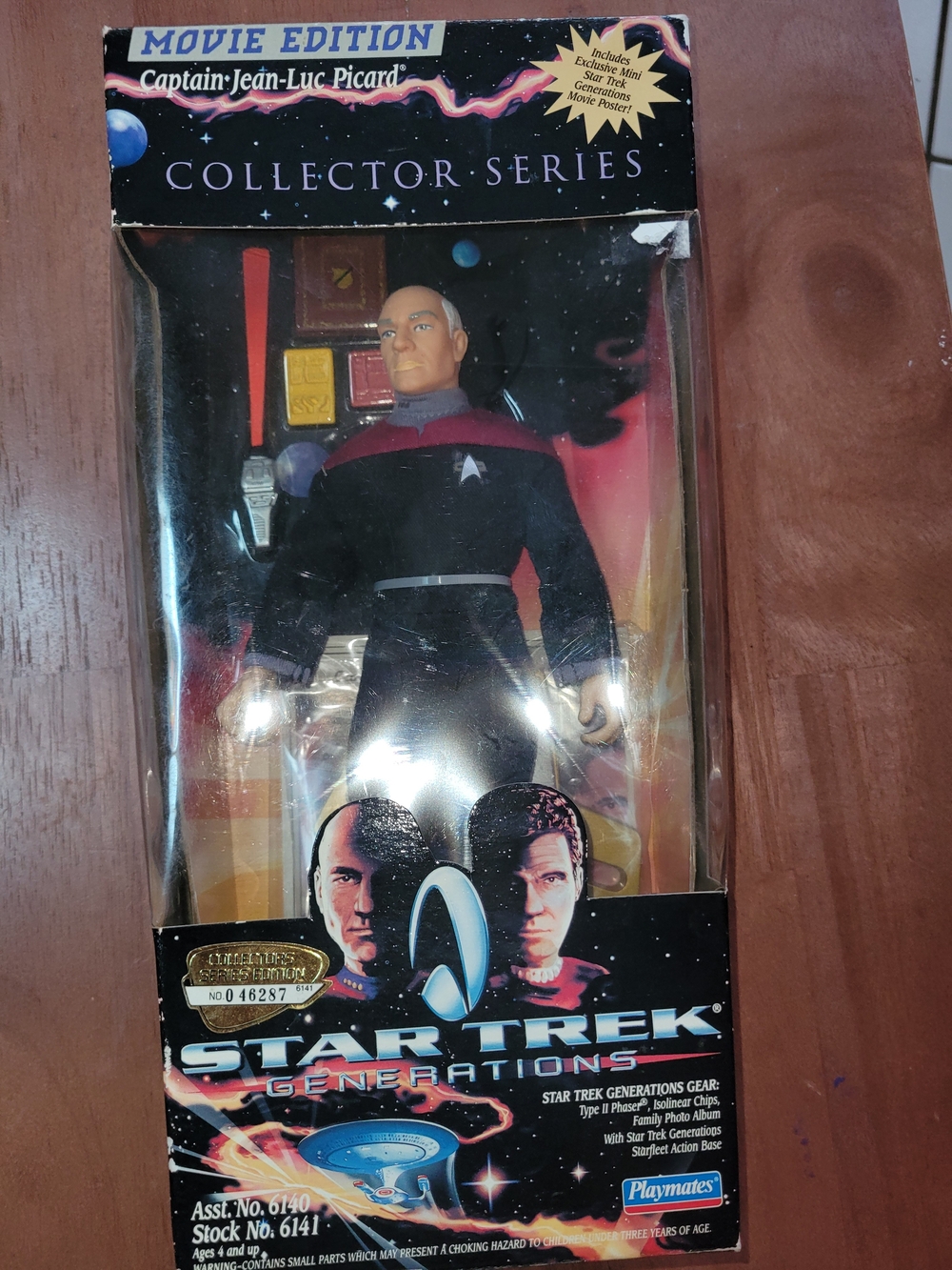 Star Trek Generations Captain Figure (Black & Burgundy) - Collector Series